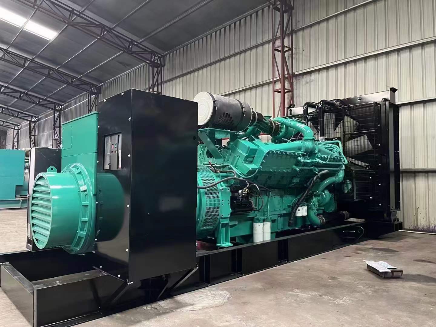 南县如何降低 800kW 柴油发电机输出电流的波动？