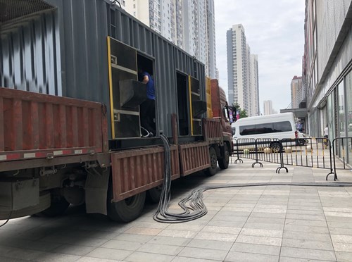 南县低温环境下，柴油发电机组电池充满电的具体时间受哪些因素影响？